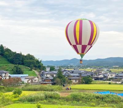 専門学校ビーマックス様の造山古墳での気球イベントを見学